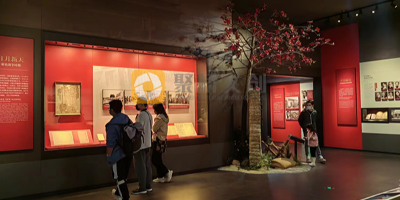想在文旅景區(qū)打造一個(gè)紅色文化展館，應(yīng)該怎么做？